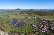 Stavební pozemek 1215 m2 - Lužice Meadows, 10 min od Mostu, cena 4252500 CZK / objekt, nabízí 