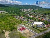 Stavební parcela 830 m², Lom u Mostu, cena 3390 CZK / m2, nabízí 